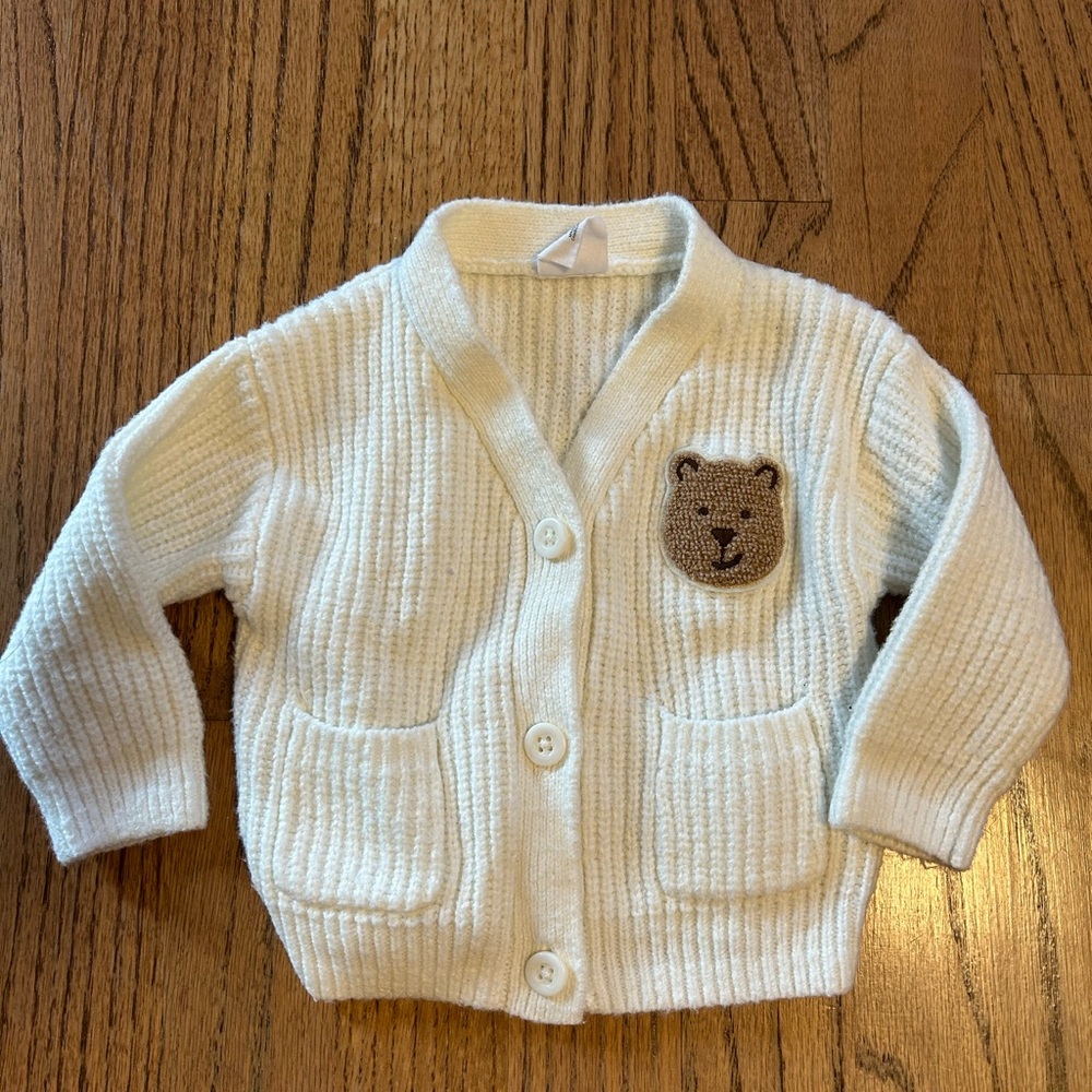 Baby gap knit cardigan with baby bear